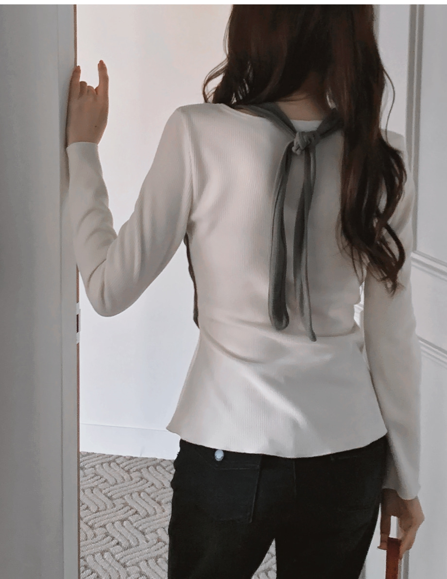 リリエンコピーチ起毛ホルターネックレイヤードTシャツ