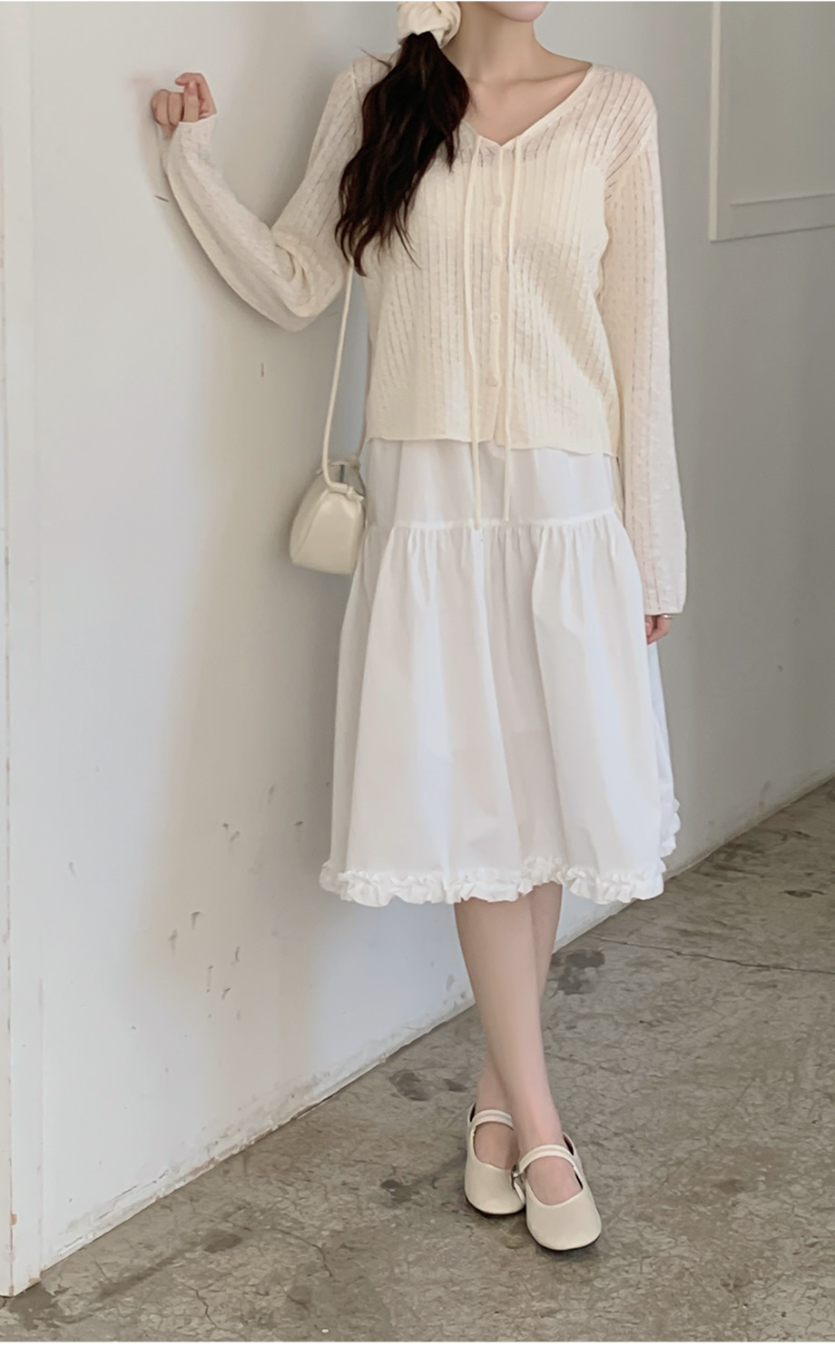 リリエンコ Vネックストラップシュシュセットカーディガン